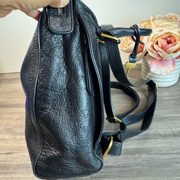 Fossil Convertible Parker Small Pebbled Black  Leather backpack $345 - Picture 5 of 10